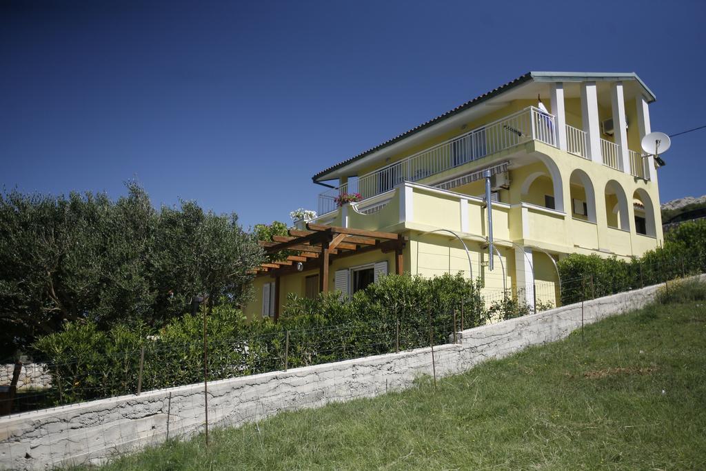 Apartments Roza Miskovici Exterior photo